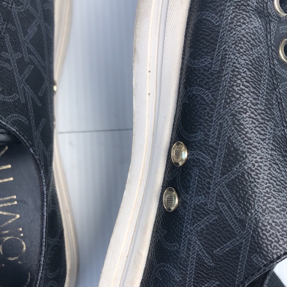 Calvin Klein ladies flats in and size 11. - Picture 9 of 9